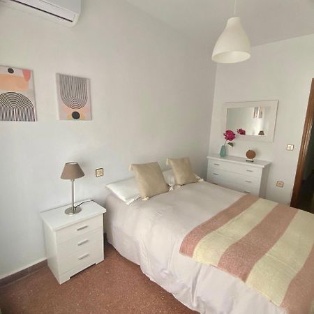 Vera Apartment, Acogedor Y Tranquilo En El Corazon De La Ciudad Antequera Esterno foto