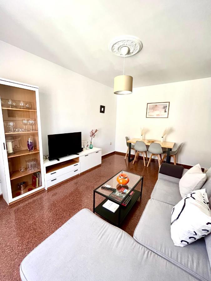 Vera Apartment, Acogedor Y Tranquilo En El Corazon De La Ciudad Antequera Esterno foto